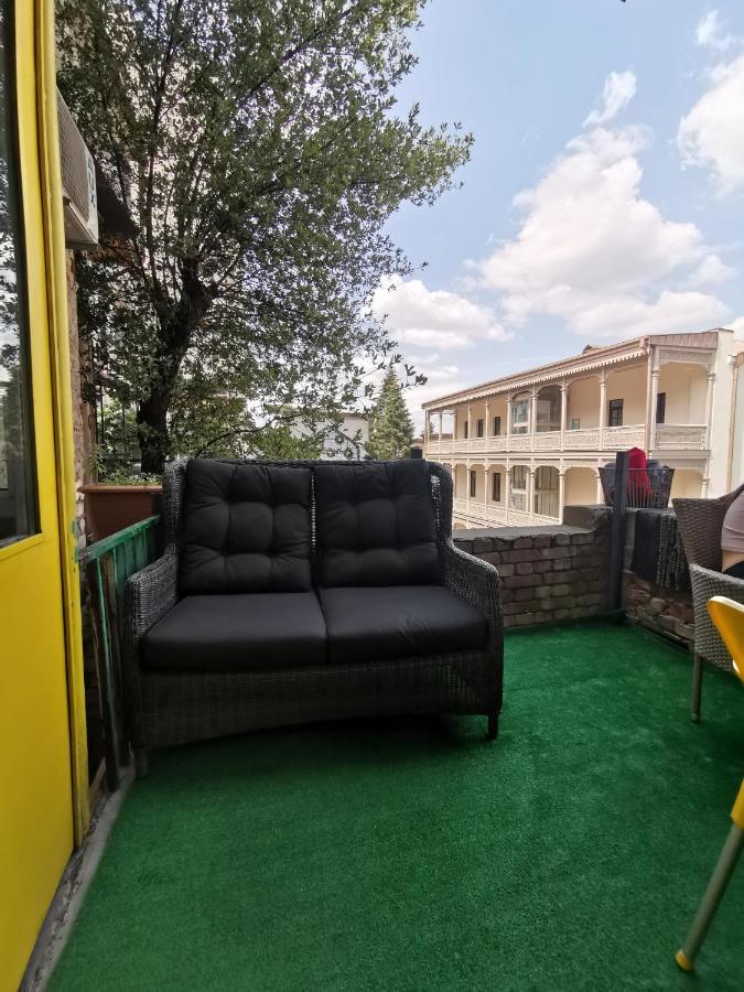 Hostel Nomad Tiflis Exterior foto